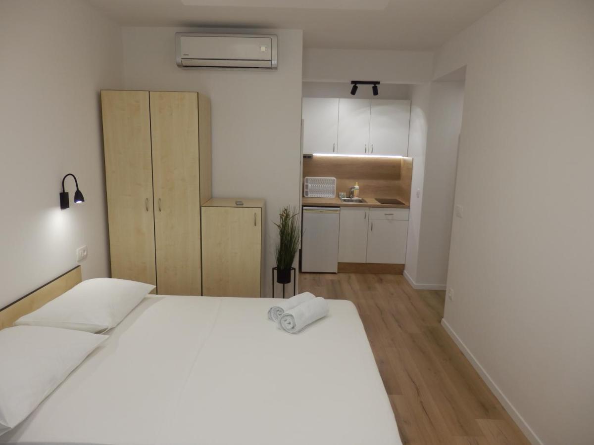 Apartments Rica 오미스 외부 사진