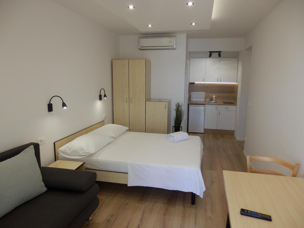 Apartments Rica 오미스 외부 사진