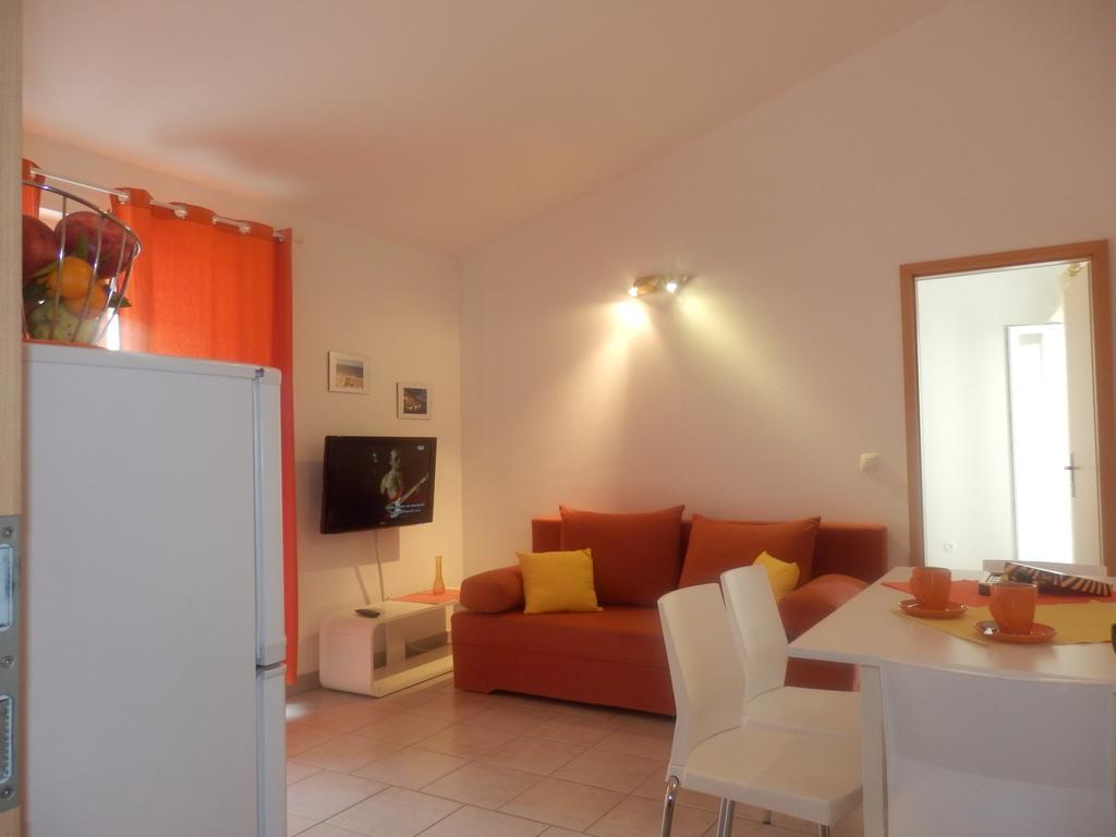 Apartments Rica 오미스 외부 사진