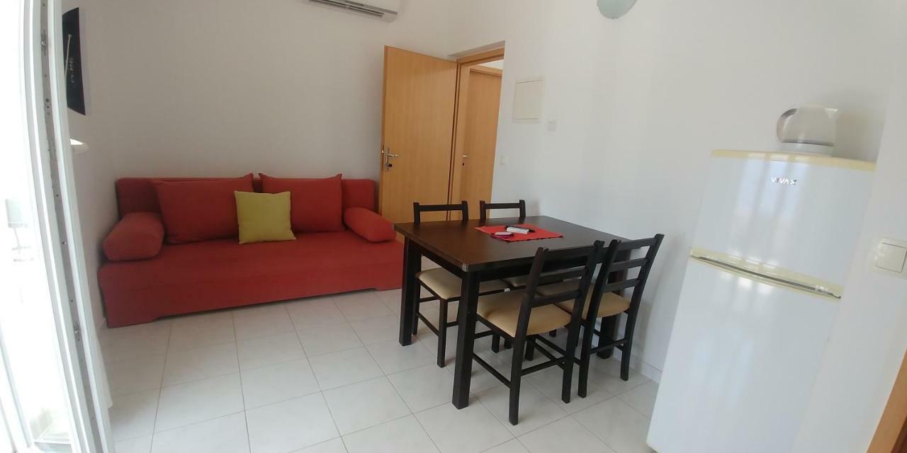 Apartments Rica 오미스 외부 사진